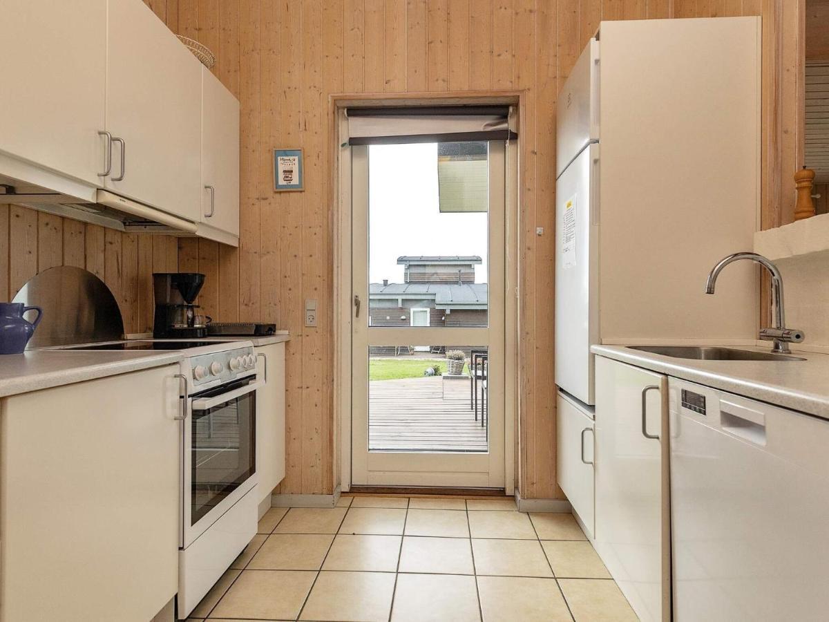 8 Person Holiday Home In Фоборг Экстерьер фото